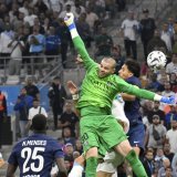 Lucas Chevalier s'est raté et l'OM a pu battre le PSG au Vélodrome KEYSTONE/AP/Philippe Magoni